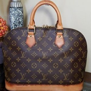 Authentic Louis Vuitton Alma PM ad edited!!